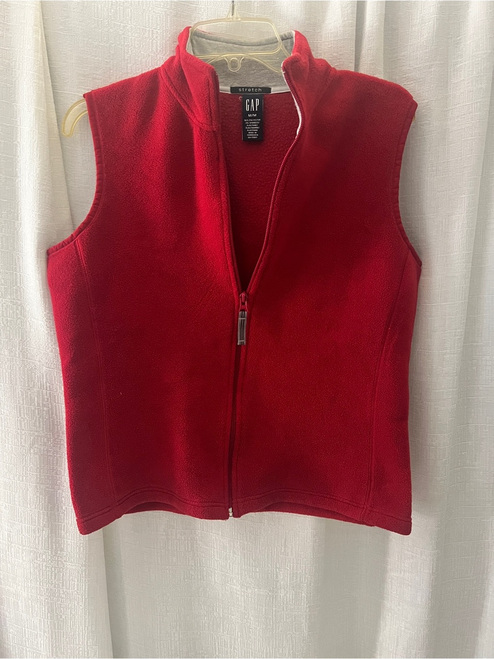 GAP Women's Bright Red Fleece Zip-Up Vest Size medium